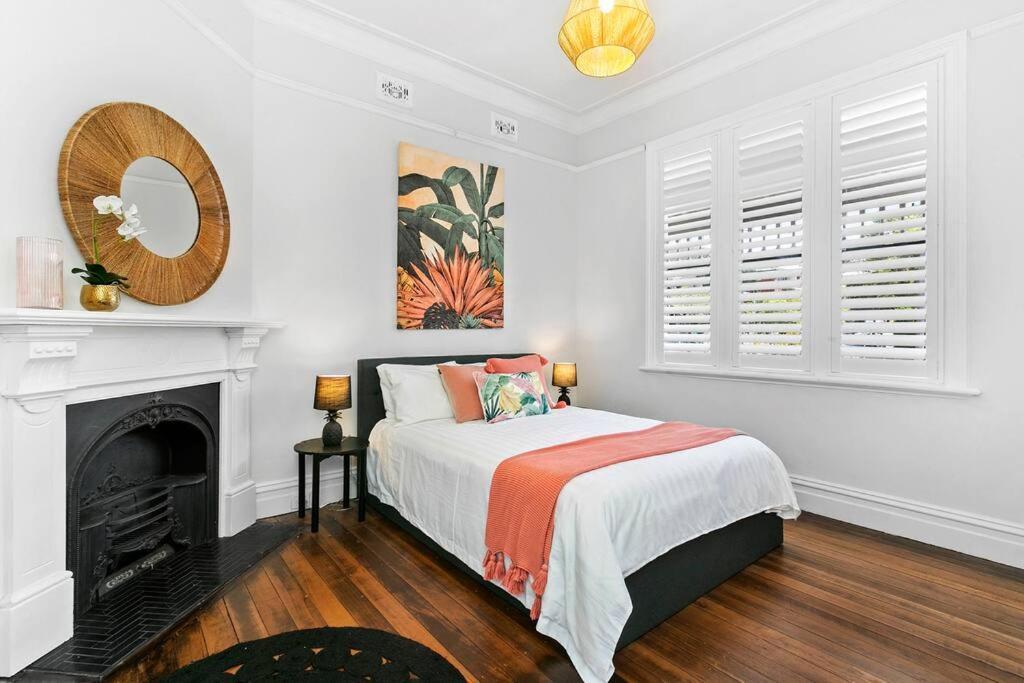 Edw19 - Stylish 2-Bed, 2-Bath Townhose In Drummoyne Sydney